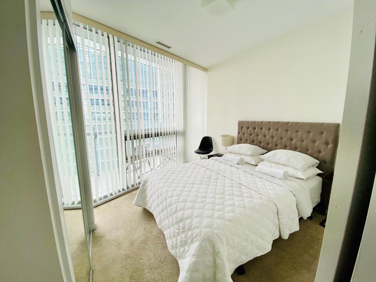 Corporate suite Toronto Exterior foto